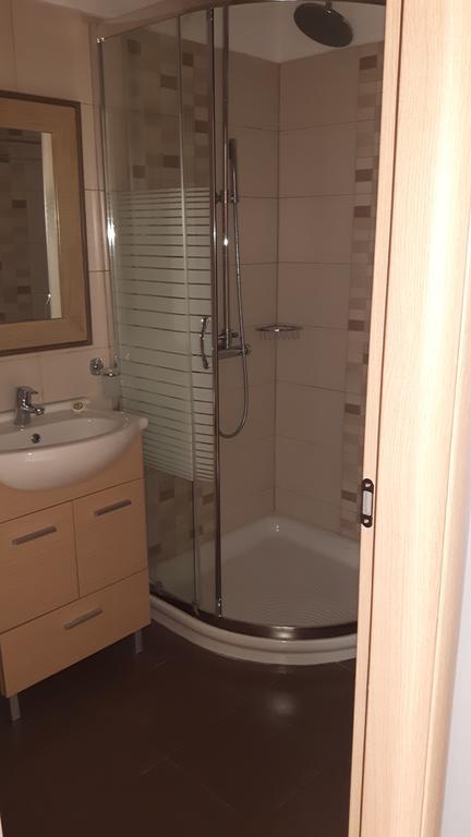 Minoa Hotel 나오우사 외부 사진